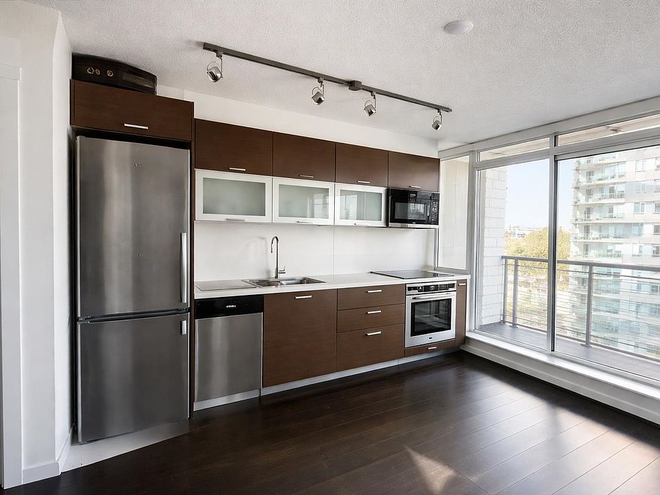 1st image of 10777 University Dr #610