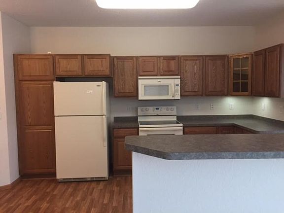 3rd image of 935 Ferndale St N Suite 110