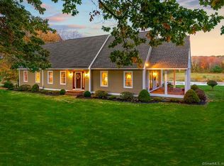 450 Buff Cap Rd, Tolland, CT 06084