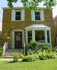 2707 W Jarvis Ave photo 1