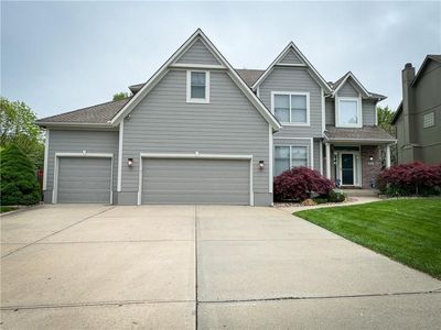 305 SE Sumpter Dr, Lees Summit, MO, 64063