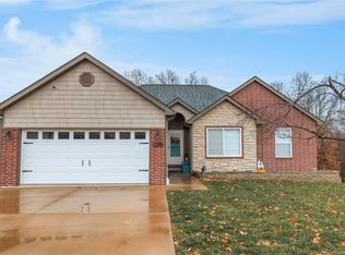 135 Mesa Dr, Waynesville, MO 65583