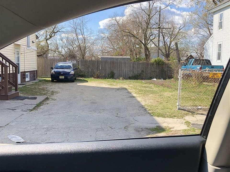 1st image of 105 N 2nd St