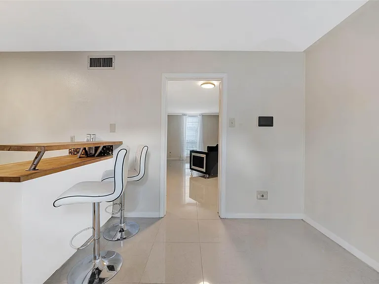 3006 Brockbank Ct #3006 — Photo 16