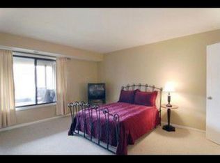 1409 N Sterling Ave UNIT 203, Palatine, IL 60067