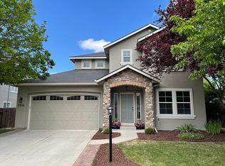 2556 W Tango Creek Dr, Meridian, ID 83646