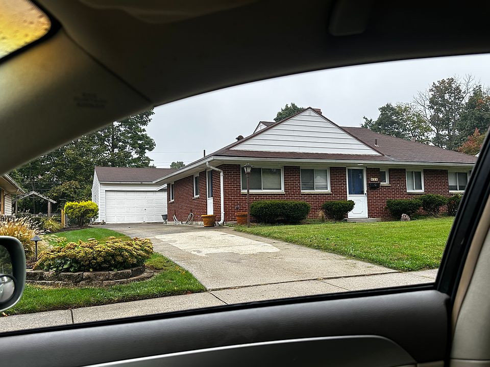 1st image of 625 Brookfield Rd