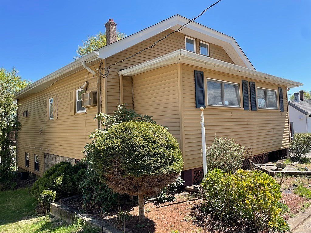 18 Rayner St, Blackstone, MA 01504 MLS 73127660 Zillow