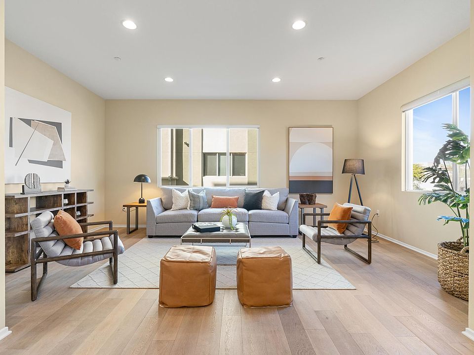 1st image of 13019 Park Pl Unit 201