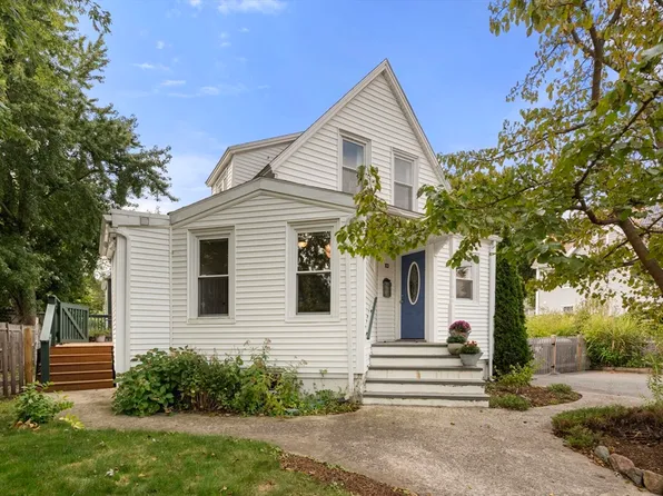 99 Jerome St, Medford, MA 02155