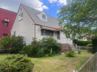 2228 Fenton Avenue, Bronx, NY 10469