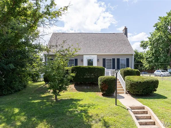 906 Parkview Dr, Festus, MO 63028