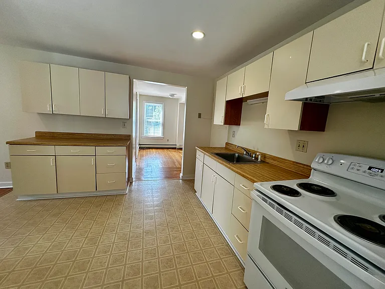 53 Montowese St #2 — Photo 14