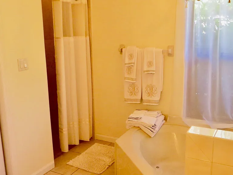907 Sandy Oaks Dr — Photo 14