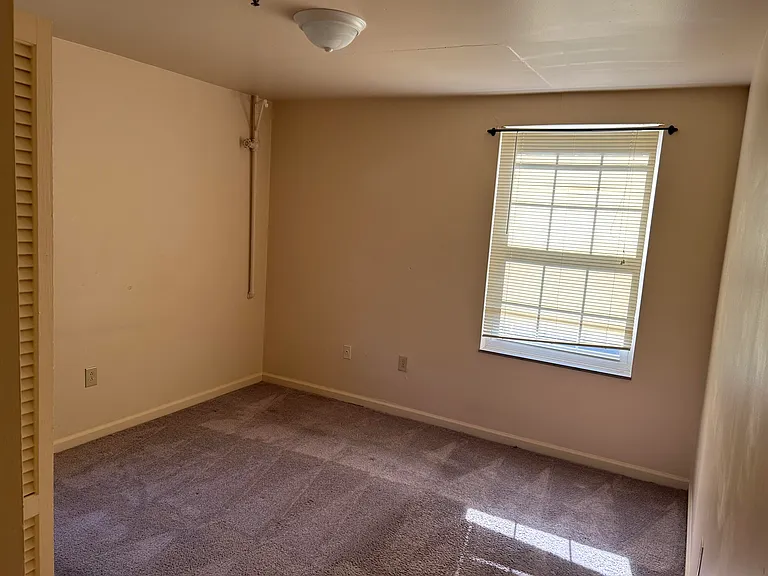 397 Highland Ave SW #305 — Photo 7