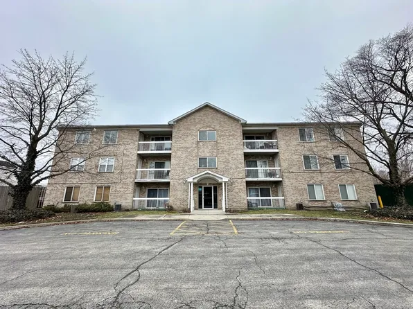 5623 W 107th St #2D, Chicago Ridge, IL 60415
