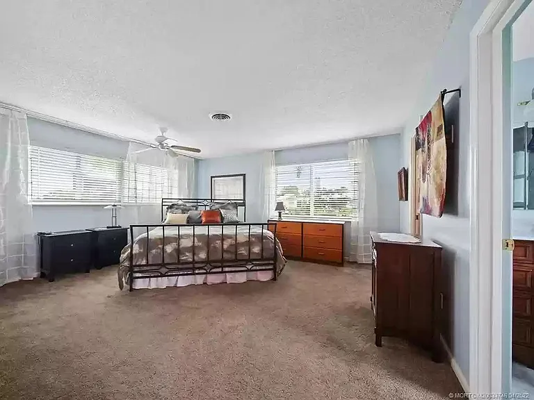 1744 SW Boatswain Pl — Photo 28