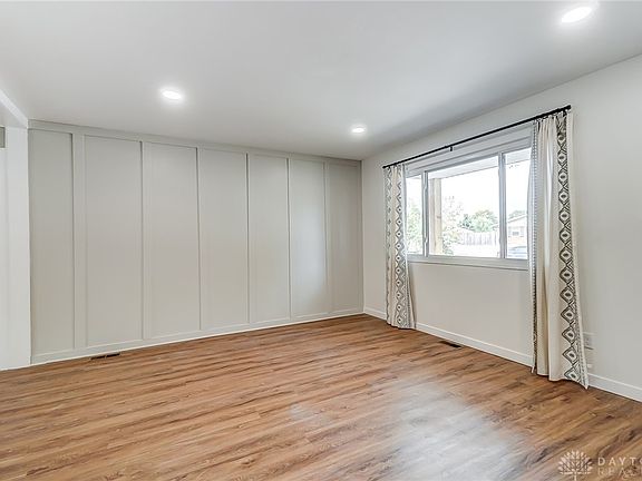 5th image of 2137 Pueblo Dr