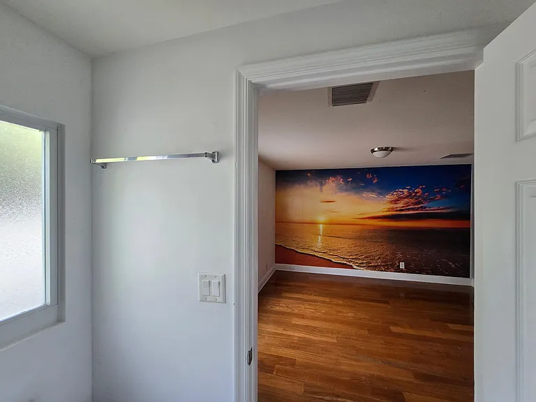 1922 Garfield St #1 — Photo 4