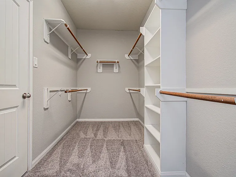 24331 Kee Cresta Ct — Photo 25