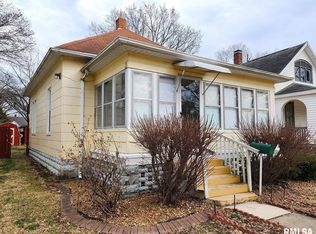 141 Clinmar Pl, Centralia, IL 62801