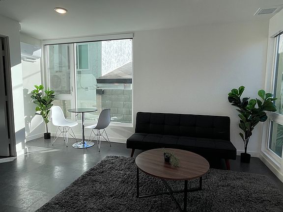 2nd image of 2440 University Ave #100