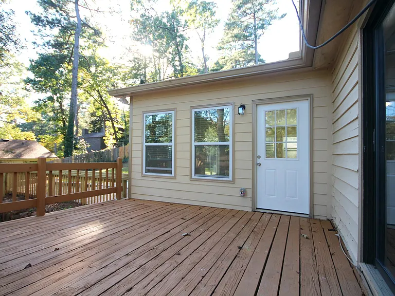 803 Bayliss Dr — Photo 16