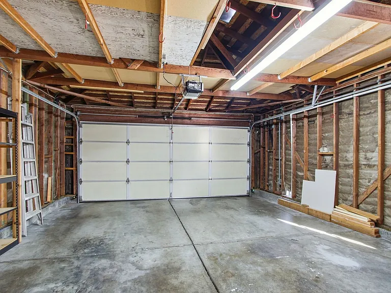 6137 Banner Dr — Photo 51