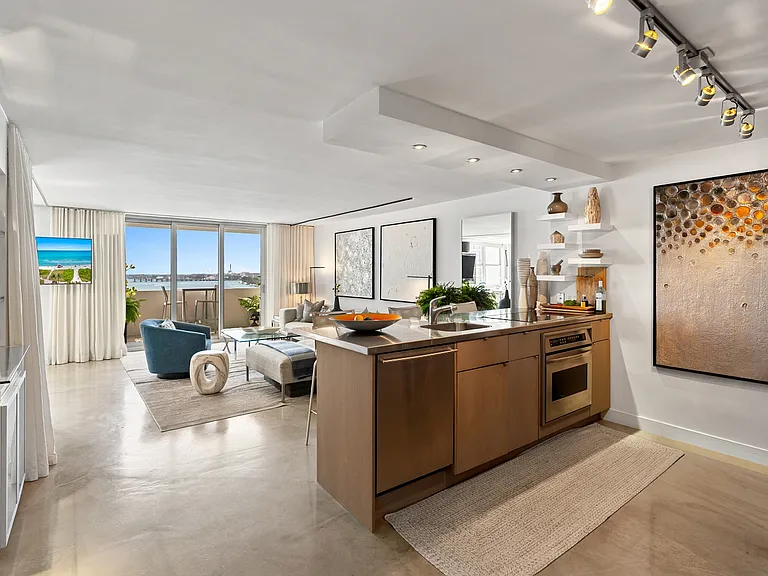 5 Island Ave #15F — Photo 3