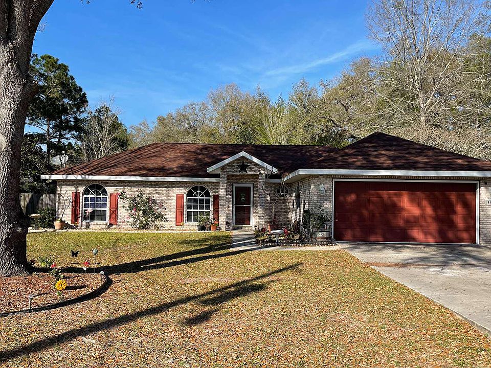 1st image of 469 SW Woodcrest Dr