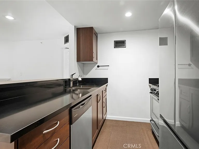 1116 E Palmer Ave #5 — Photo 12