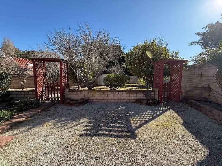 2441 Iron Ridge Ct — Photo 48