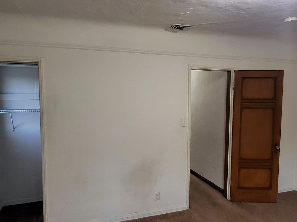 1st image of 8633 Hervey St #8633