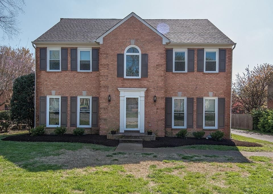 1st image of 621 Tynebrae Dr