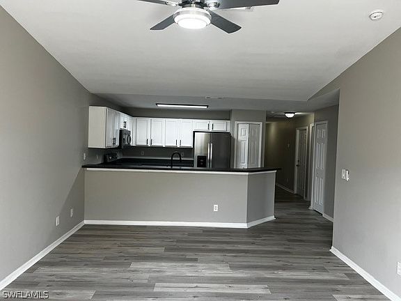 3rd image of 886/888 Apartment St E