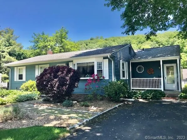 11 Cawley Avenue, Bethel, CT 06801