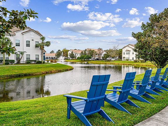 Exterior Amenity Pond