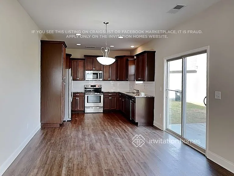 5355 Roberta Crossing Dr — Photo 6