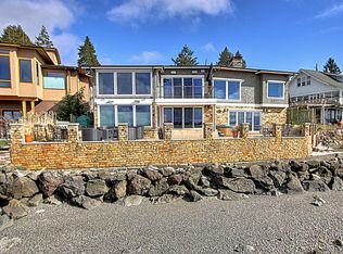 2220 Day Island Blvd W, University Place, WA 98466