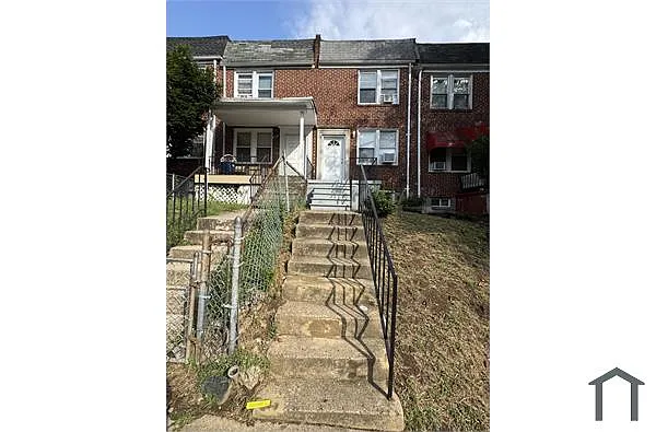917 N Franklintown Rd photo 1