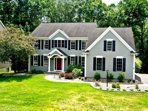 23 W Sky Lane, Clifton Park, NY 12065