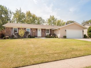 3670 Winston Pl, Hoffman Estates, IL 60192
