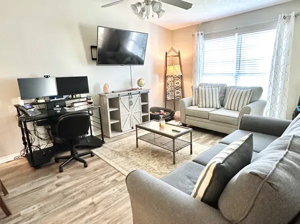 7101 Joy St APT J7, Pensacola, FL 32504