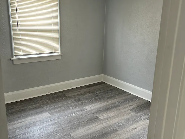 3834 Upton Ave — Photo 6