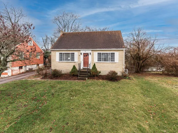 22 Deitrich Rd, Highland Heights, KY 41076