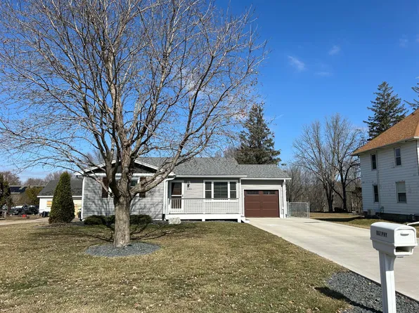 335 2nd St NW, Elgin, MN 55932