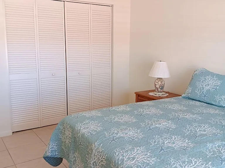 1348 Rock Dove Ct #C — Photo 16