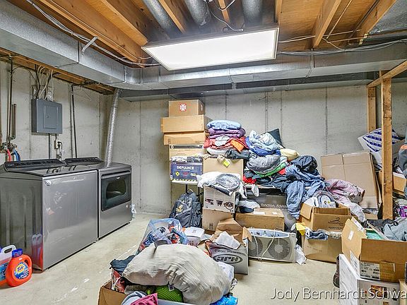 2nd image of 2730 Nolan Ave NW