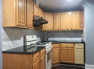 2505 S 10th St #2FL, Philadelphia, PA 19148