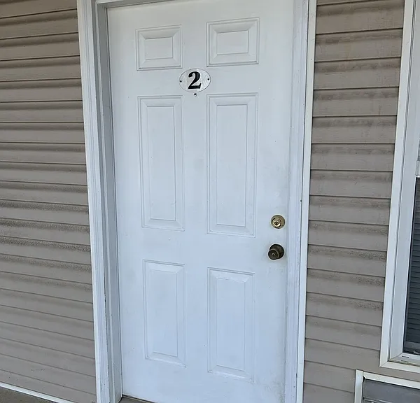 1635 W Neptune St #2 — Photo 6